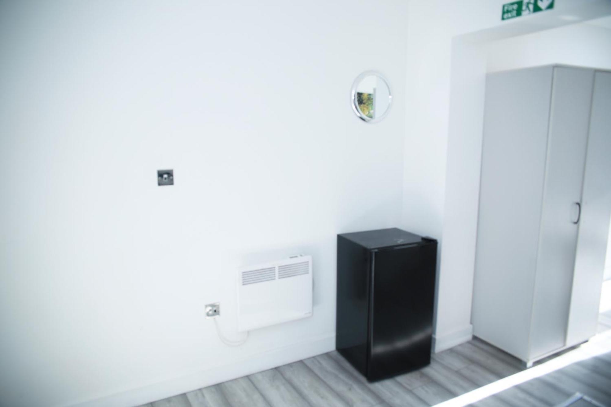 Central Harrow Cozy Apartment With Free Parking Harrow on the Hill Экстерьер фото