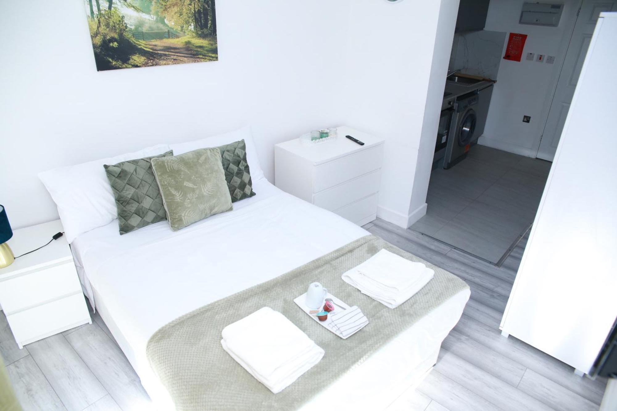 Central Harrow Cozy Apartment With Free Parking Harrow on the Hill Экстерьер фото